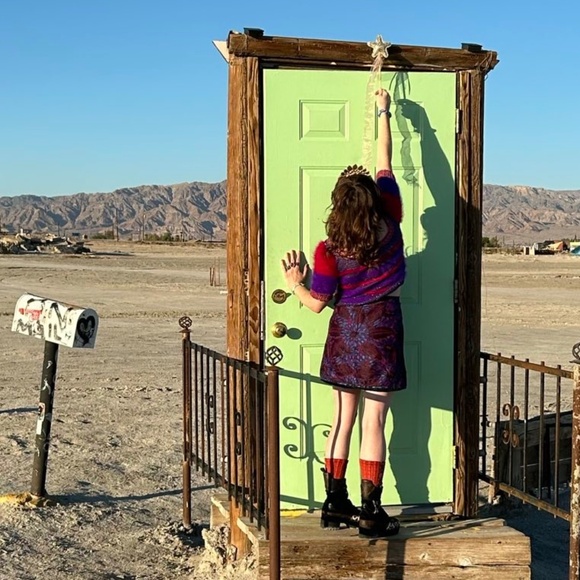 katie bukiri - Picture 1 of 1